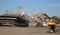 Les cyclones, tsunamis ou catastrophes génèrent des afflux brutaux de déchets qui déstabilisent parfois les filières.